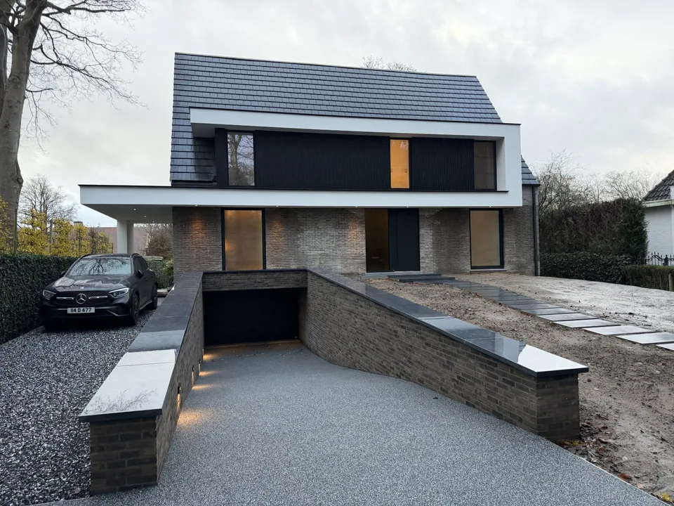 Verbouwing woning Sint-Kruis Brugge met zwembad – J.A.N Plus Architecten