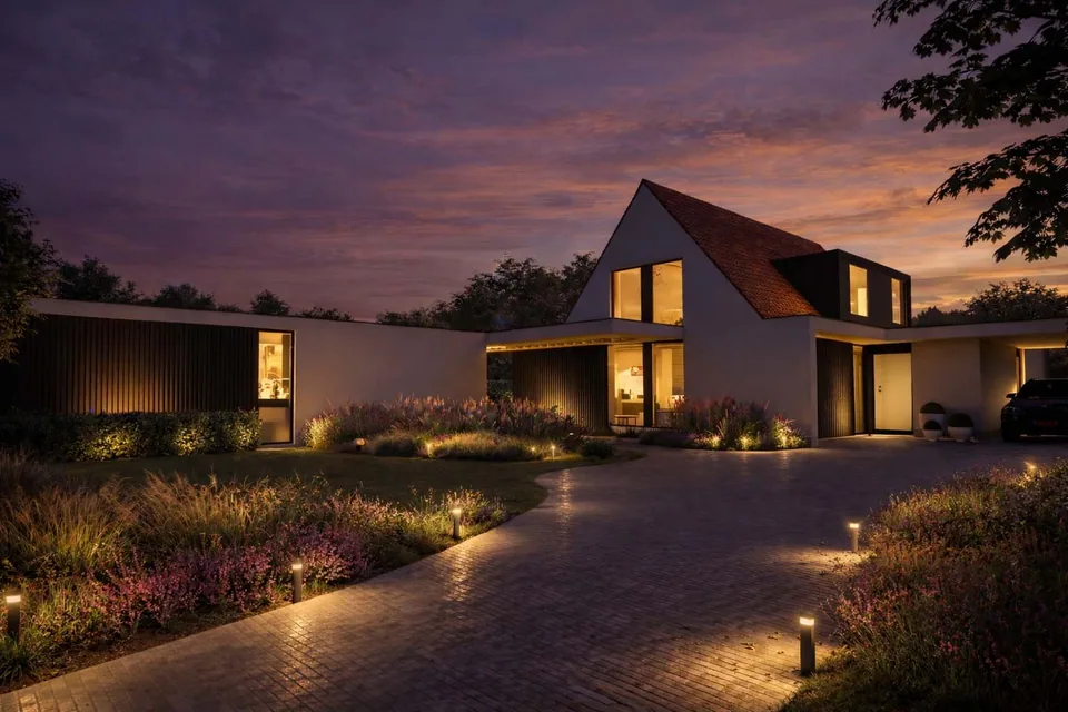 Verbouwing woning in Brugge met poolhouse en zwembad door J.A.N Plus Architecten